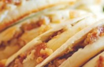傳統(tǒng)美食肉夾饃如何逆襲成網(wǎng)紅？小李獨(dú)家創(chuàng)業(yè)秘籍！
