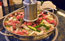 冰火鍋如何顛覆傳統(tǒng)，引領(lǐng)餐飲新風(fēng)潮？