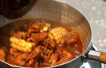 炮崩雞如何成為舌尖傳奇？創(chuàng)業(yè)者美食革新之路！