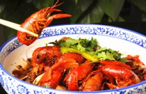 小龍蝦創(chuàng)業(yè)藍(lán)海如何突圍？敢問高手妙招何在？