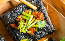 臭豆腐為何成創(chuàng)業(yè)熱門(mén)？探秘其背后故事，速看如何臭出一片天！