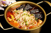 云南米線創(chuàng)業(yè)熱潮！傳統(tǒng)VS創(chuàng)新，誰能成食客心頭愛？速來探秘！