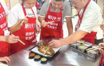 轉(zhuǎn)爐烤魚背后的成功秘訣與創(chuàng)業(yè)疑問？