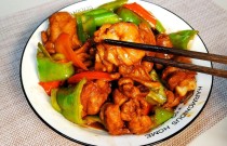 炒雞技術(shù)培訓(xùn)哪家好？想學(xué)炒雞技術(shù)？找對(duì)培訓(xùn)班，創(chuàng)業(yè)更省心！
