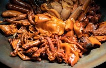 那里有鹵菜培訓(xùn)？想學(xué)鹵菜技術(shù)？培訓(xùn)機(jī)構(gòu)推薦，名師指導(dǎo)，創(chuàng)業(yè)開店好幫手！