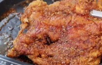 鐵板雞架的腌制方法：讓你的味蕾飛起來(lái)！
