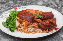 開一家豬腳飯要多少錢？豬腳飯開店成本揭秘！小本創(chuàng)業(yè)的高效指南！