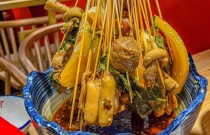 金湯熱鹵一元一串，想學(xué)最正宗技術(shù)？輕松學(xué)會(huì)！