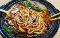 正宗砂鍋面培訓(xùn)去哪學(xué)？來這里3天學(xué)會(huì)核心制作技巧！