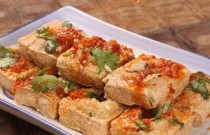 臭豆腐怎么做最好吃？三天學(xué)會(huì)秘制方法，快速開店！