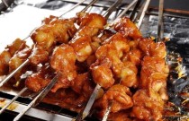 羊肉燒烤的做法和配料：教你做出香嫩多汁的羊肉燒烤！