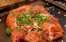 鐵板烤鴨學(xué)費多少錢？想學(xué)靠譜技術(shù)，別花冤枉錢！