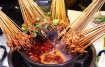 冷鍋串串和缽缽雞有啥區(qū)別？弄明白這點(diǎn)，少走彎路，多賺幾年！