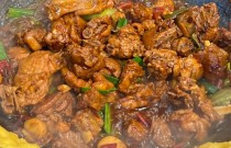 地鍋雞怎么做好吃又簡(jiǎn)單？掌握這個(gè)技巧，出攤就排隊(duì)，輕松日入千元！