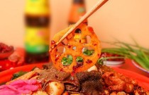1萬(wàn)塊能開(kāi)麻辣燙店嗎？深度解析小本創(chuàng)業(yè)，如何花最少的錢(qián)做最火的生意？