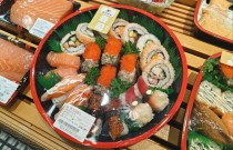 日料培訓(xùn)大概多少錢？深度剖析日料學(xué)習(xí)成本，選對(duì)課程少花冤枉錢！