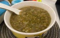 8 斤綠豆做冰鎮(zhèn)綠豆沙，100 多杯快速售罄
