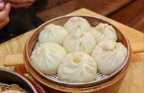 挑戰(zhàn)包 200 個(gè)包子擺攤，面發(fā)絕了卻剩餡？