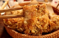 夫妻擺攤賣炸雞，日入 1788？秘訣藏在分工里？