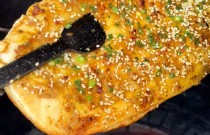 擺攤賣燒餅?zāi)甏姘偃f！500元成本日入2800+，小生意藏大機(jī)會(huì)