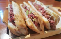 驢肉火燒的利潤(rùn)怎么樣？開(kāi)店注意什么，學(xué)會(huì)這些才穩(wěn)妥！