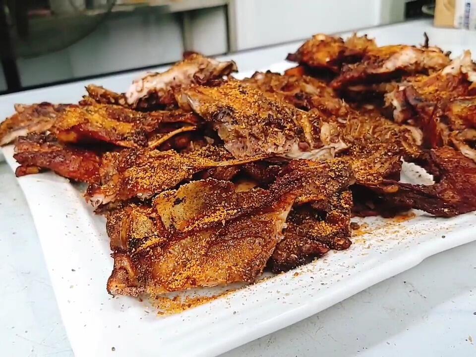 鐵板雞架去哪學？學好這門手藝，創(chuàng)業(yè)有“雞”可循！