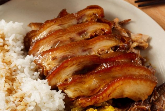 想學(xué)豬腳飯，培訓(xùn)技術(shù)哪家好？推薦讓你心動(dòng)的選擇！
