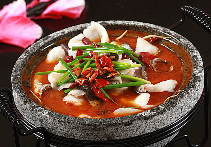 正宗石鍋魚技術(shù)培訓(xùn)：想掌握石鍋魚制作秘籍？培訓(xùn)課程讓你快速上手！