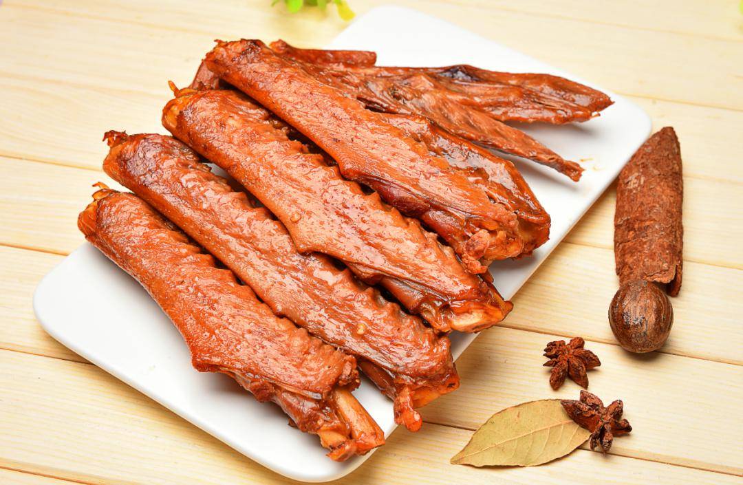 想學(xué)鹵味全套？鹵味培訓(xùn)學(xué)費(fèi)揭秘，學(xué)鹵味全套需要多少錢？