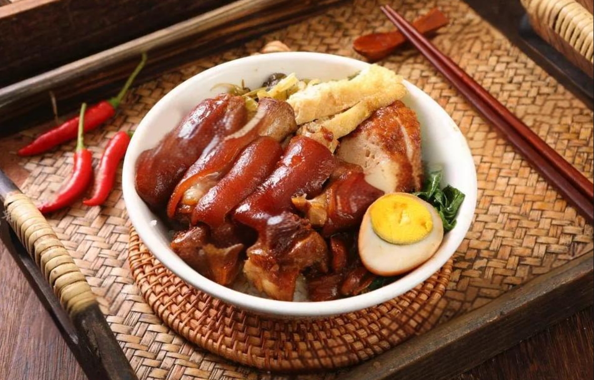 開一家豬腳飯要多少錢？豬腳飯開店成本揭秘！小本創(chuàng)業(yè)的高效指南！