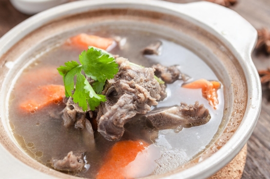 想學羊肉湯制作技術？羊肉湯哪里學？無加盟費，純技術傳授！