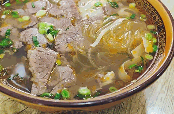 正宗牛肉湯怎么學(xué)？不加盟也能學(xué)牛肉湯，純技術(shù)教學(xué)才是創(chuàng)業(yè)正道