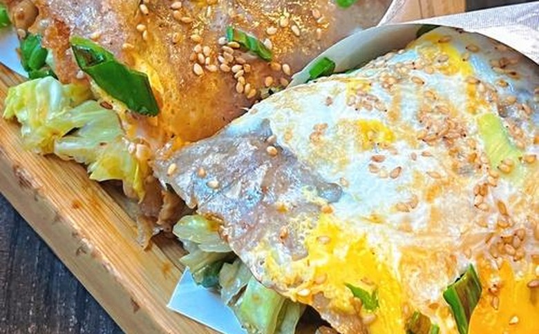 想學(xué)做煎餅果子？聊城哪里學(xué)最正宗，輕松掌握技術(shù)，快速創(chuàng)業(yè)！