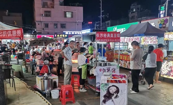 新手擺攤必看！哪些地攤小吃最適合你？