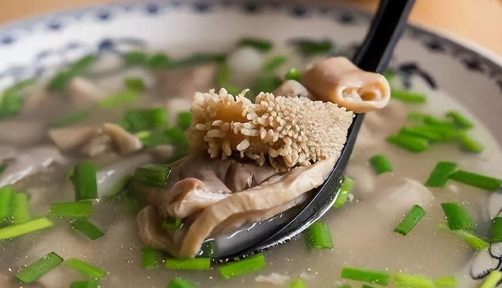 學(xué)做牛雜粉絲湯，掌握這幾個(gè)關(guān)鍵，開(kāi)店也能賺錢(qián)！