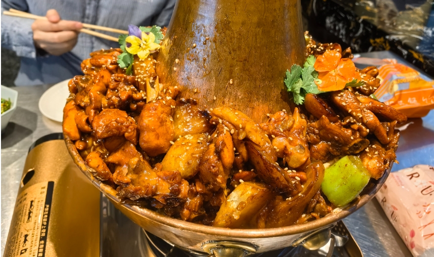 如何通過學(xué)習(xí)火鍋雞制作方法，抓住餐飲市場(chǎng)機(jī)遇？