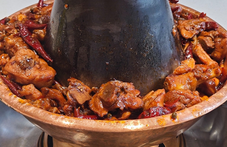 如何通過學(xué)習(xí)火鍋雞制作方法，抓住餐飲市場(chǎng)機(jī)遇？