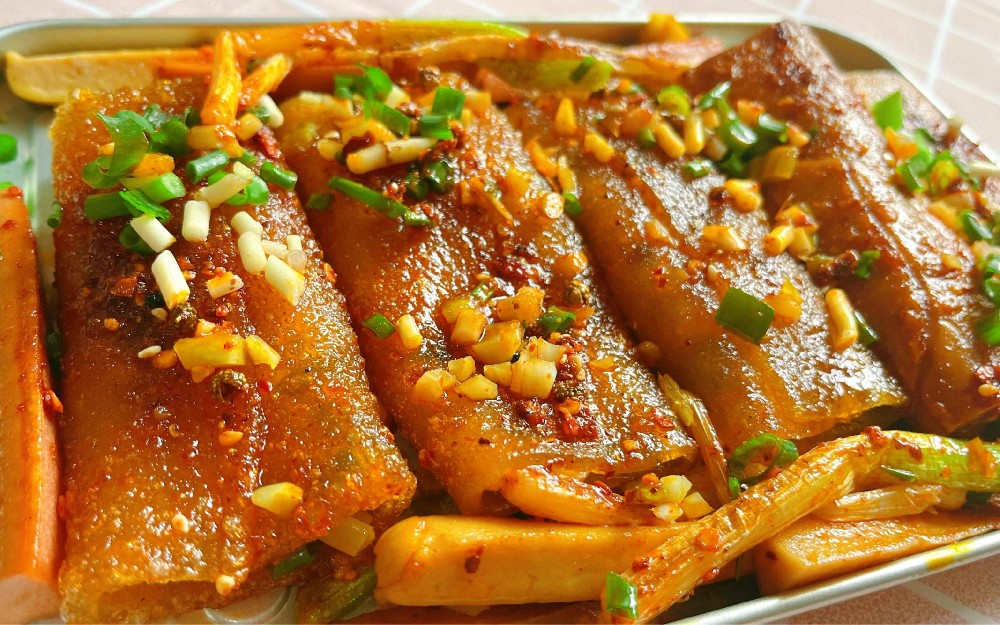 想學(xué)正宗烤苕皮？找到靠譜的技術(shù)培訓(xùn)，創(chuàng)業(yè)更輕松