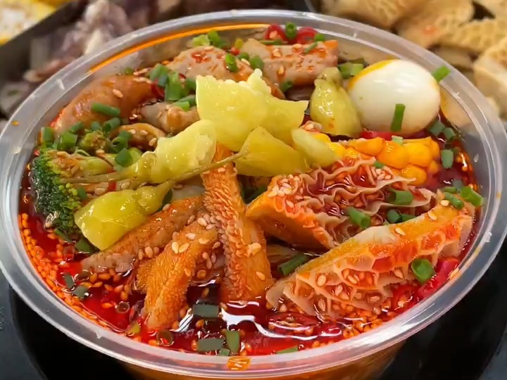 港式噴泉牛雜去哪里學(xué)？廚仟藝專業(yè)培訓(xùn)助你掌握正宗技藝！