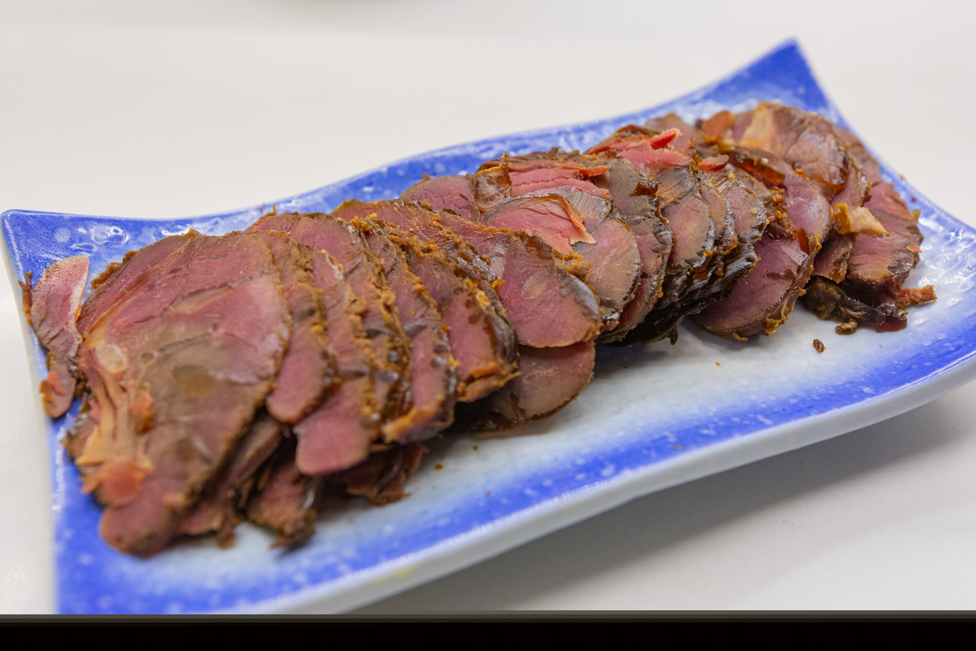 五香牛肉怎么鹵？大廚秘方大公開，簡單調(diào)料就能做出經(jīng)典味！