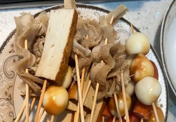 串串香在哪里可以學(xué)？從零開始系統(tǒng)學(xué)習(xí)，快速上手創(chuàng)業(yè)