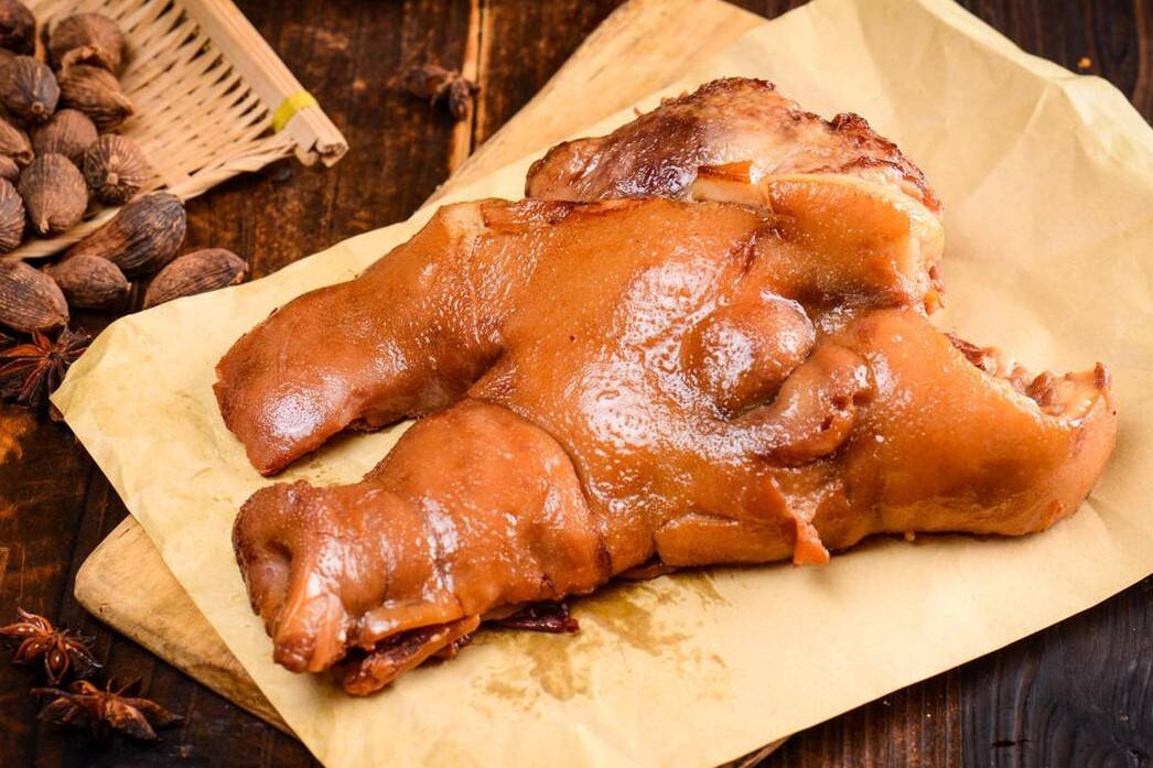 豬頭肉的正宗鹵制技巧，低成本學(xué)技術(shù)，創(chuàng)業(yè)不再難