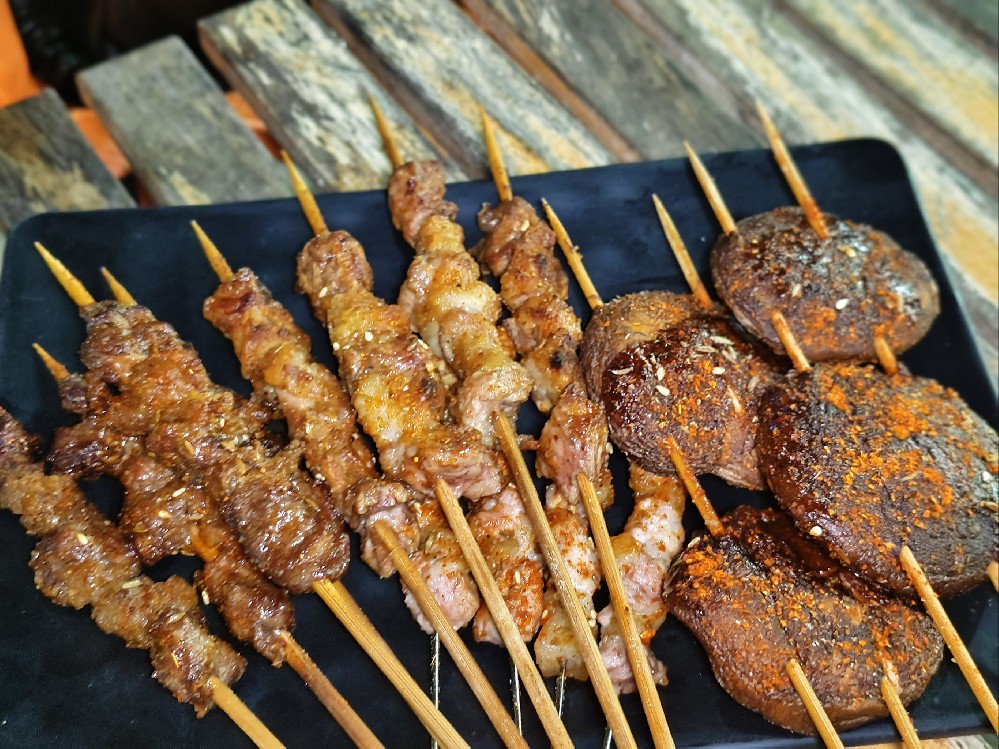 想創(chuàng)業(yè)？學(xué)什么小吃最賺錢最火？這幾個(gè)小吃不容錯(cuò)過(guò)！