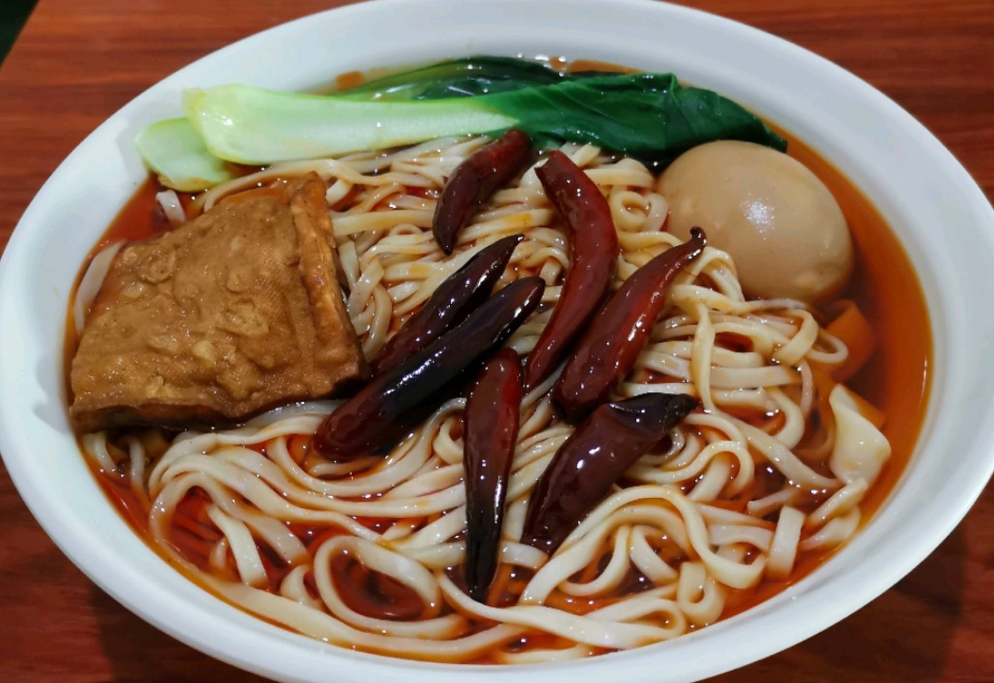 安徽牛肉板面的做法揭秘，學(xué)會(huì)它，你也能開店！