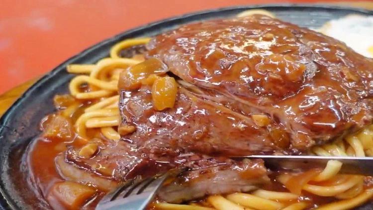地攤牛排哪里學？揭秘低門檻創(chuàng)業(yè)項目，快速掌握正宗技藝！