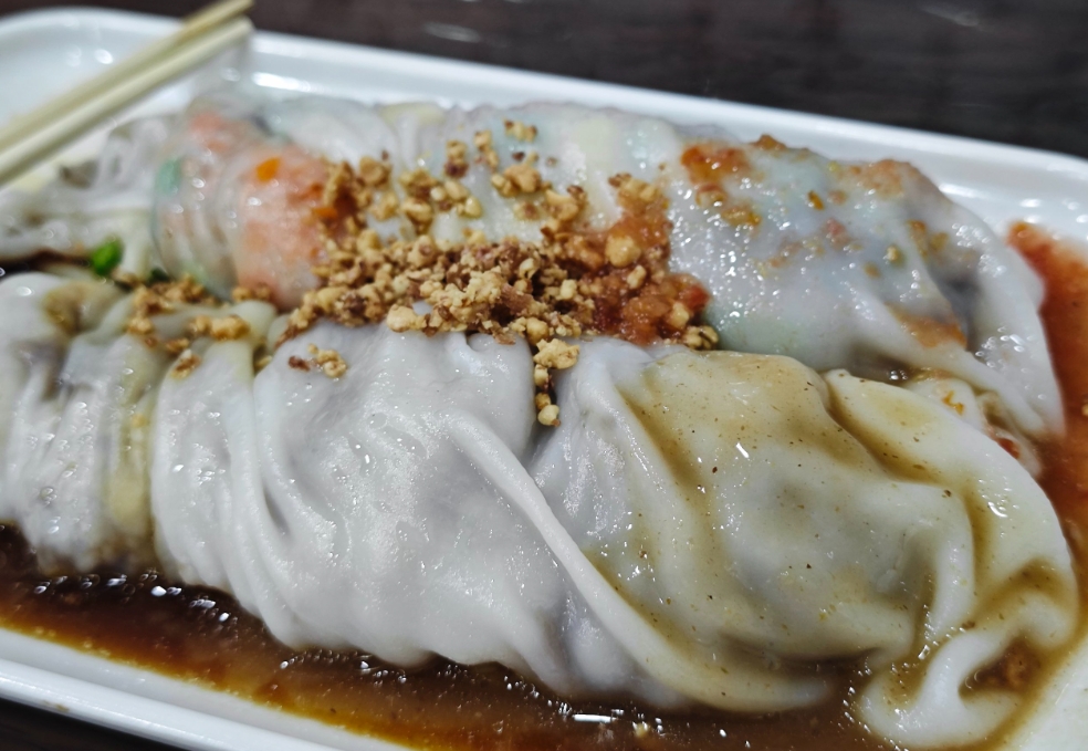鄭州小吃培訓(xùn)實體店哪家靠譜？3大避坑指南，學(xué)費、技術(shù)全揭秘！
