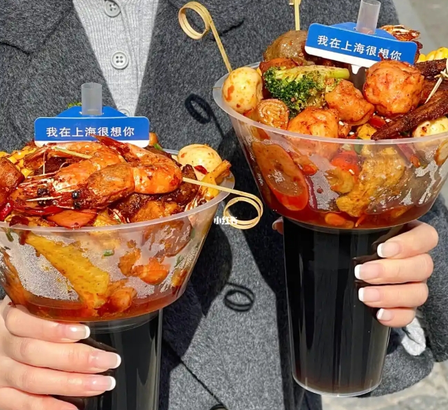 水果杯火鍋杯在哪里能學(xué)？創(chuàng)業(yè)者必看培訓(xùn)攻略，帶你一步步學(xué)做賺錢小吃！