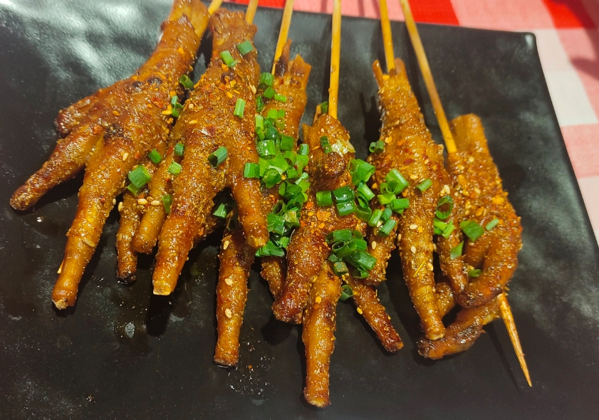 燒烤雞爪的做法，想吃美味又簡單？這里有技巧！