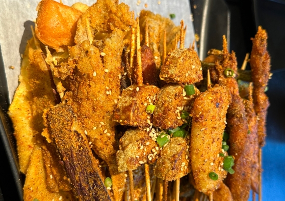 炸串店一般人干不了？揭秘炸串店成功經營的核心要素
