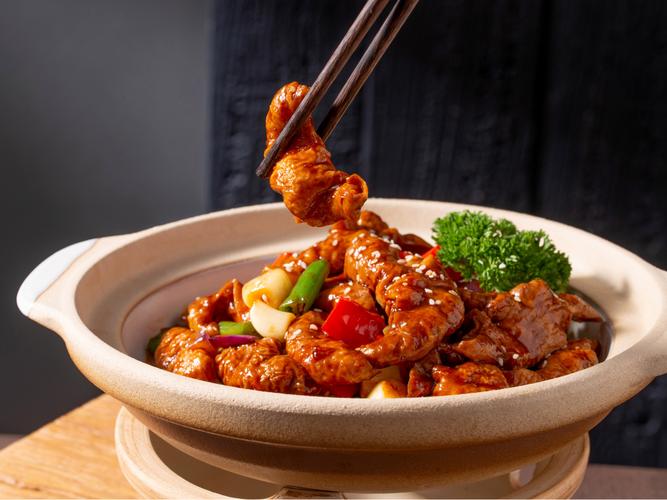 砂鍋燉什么好吃？這幾款經(jīng)典美味，教你燉出家的味道！